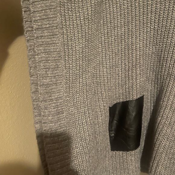 Michael KORS large poncho almost new with leather patches - Picture 3 of 5